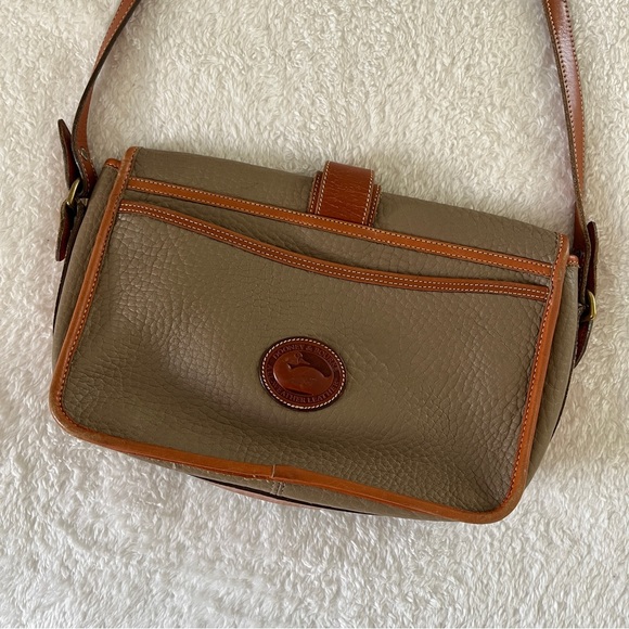 Dooney &  Bourke Vintage Equestrian Taupe AWL Crossbody Bag - Picture 4 of 6